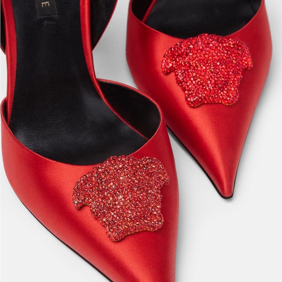 VERSACE RED CRYSTAL LA MEDUSA SATIN SLING-BACK PUMPS - Picture 5 of 9